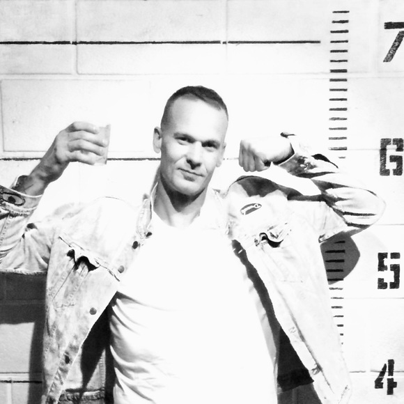 Meet your Posher, James - Picture 8 of 8